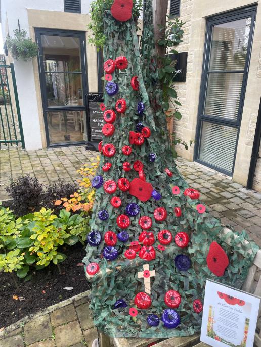 poppy decorations